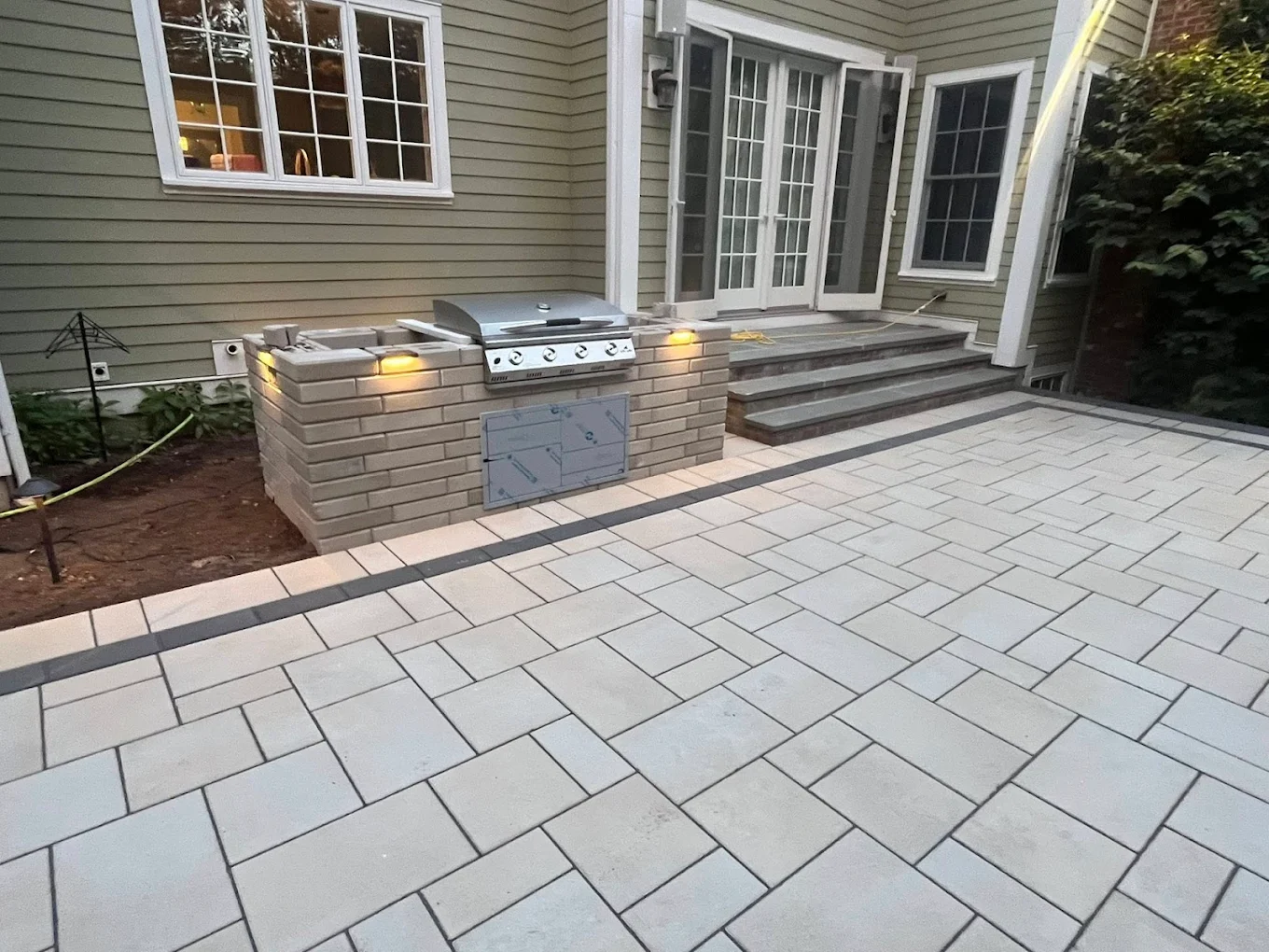 landscape flower bed services in Shreveport